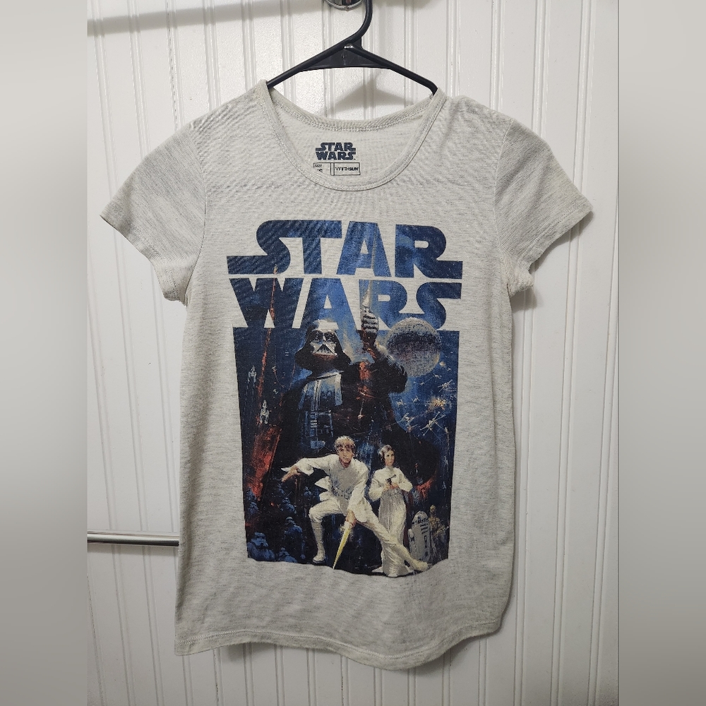 MOVING SALE MUST GO Star Wars Tshirt